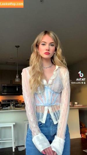 Kennedy Walsh photo #0251