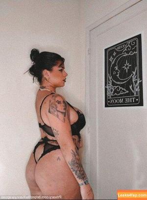 Kennya Raposo photo #0063