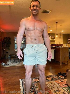 kennykumshot photo #0033