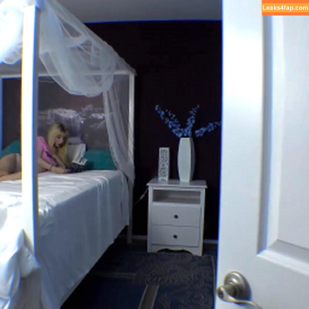 Kenzie Reeves / KenzieReevesxxx / itskenziereeves leaked photo photo #0799