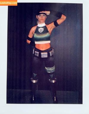 Kerri Ann Hoskins photo #0022