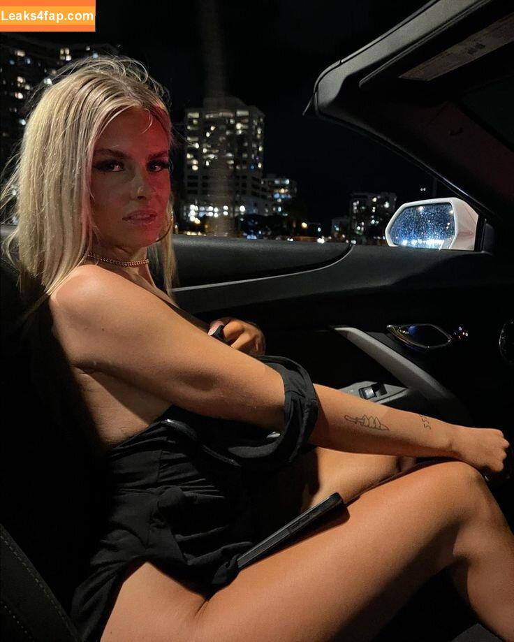 kerrigribble /  leaked photo photo #0002