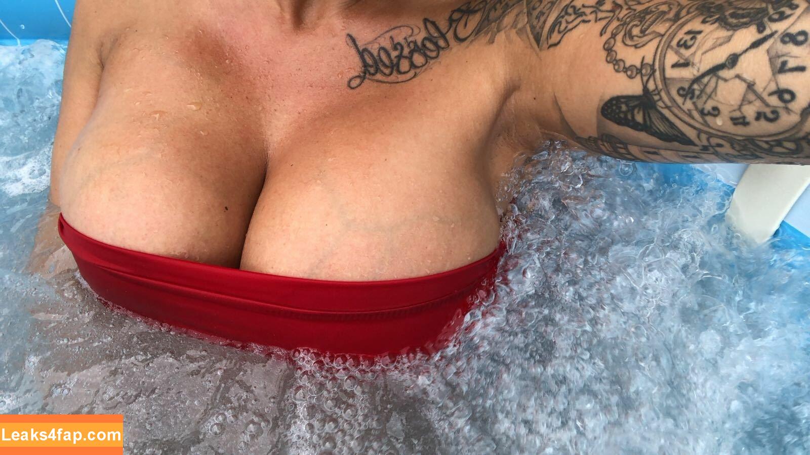 kerrylouise_xxx /  слитое фото фото #0017