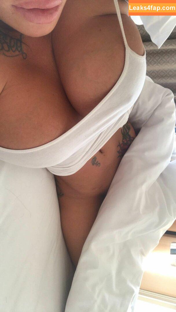 kerrylouise_xxx /  leaked photo photo #0040