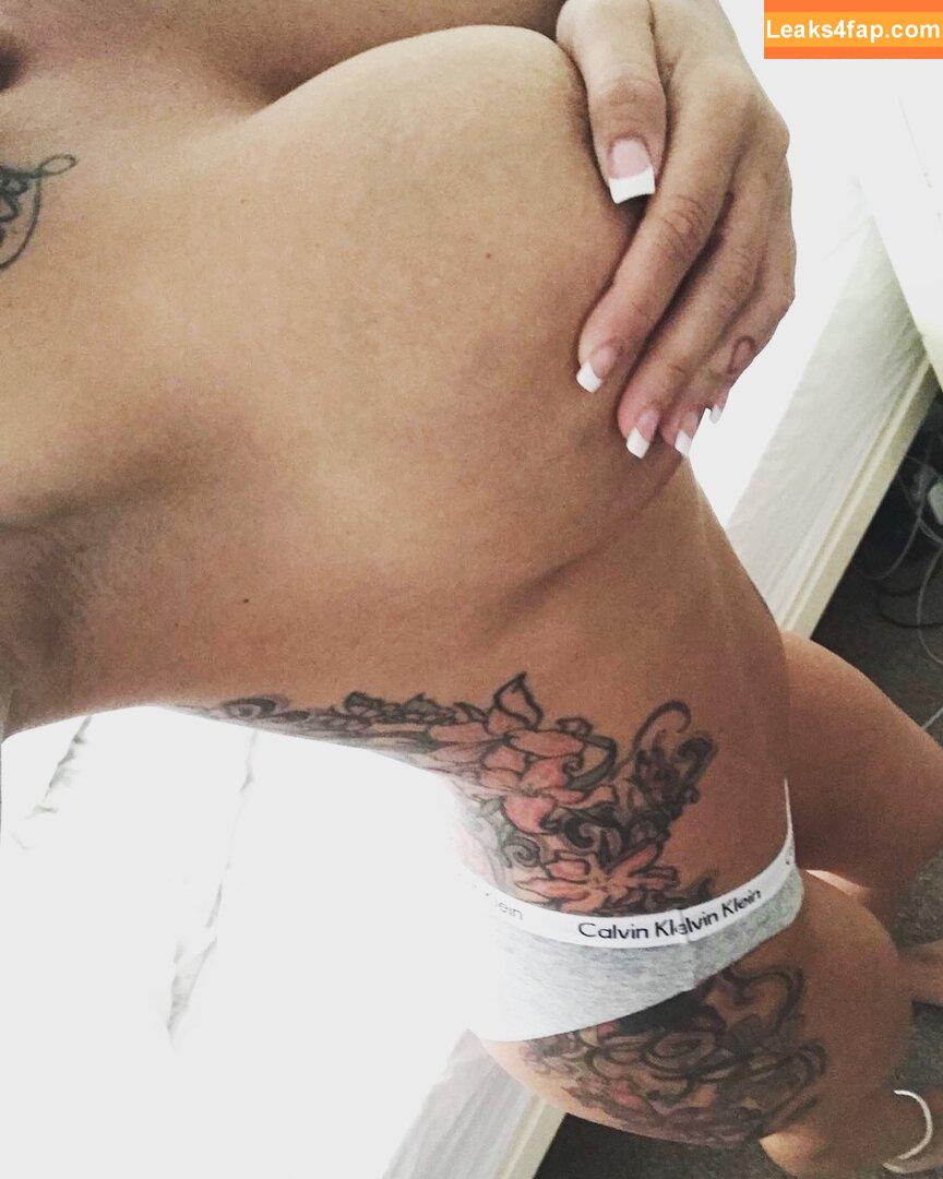 kerrylouise_xxx /  leaked photo photo #0048