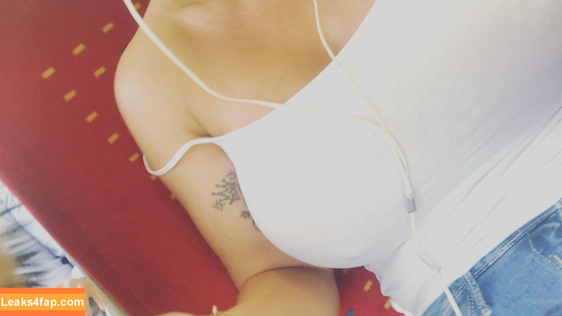 kerrylouise_xxx /  слитое фото фото #0112