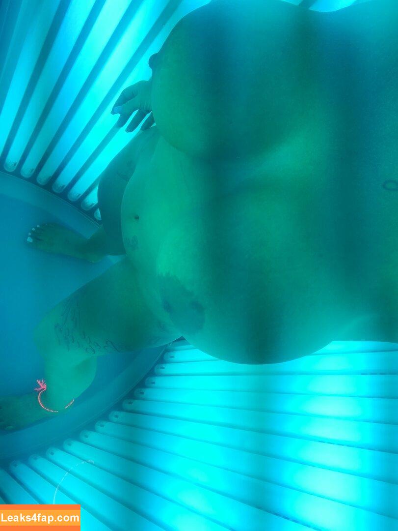 kerrylouise_xxx /  leaked photo photo #0187