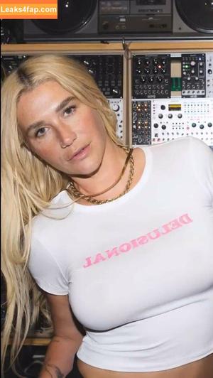 Kesha photo #0218