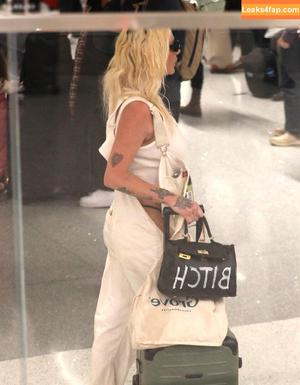 Kesha photo #0359