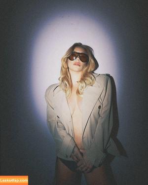 Kesha photo #0452
