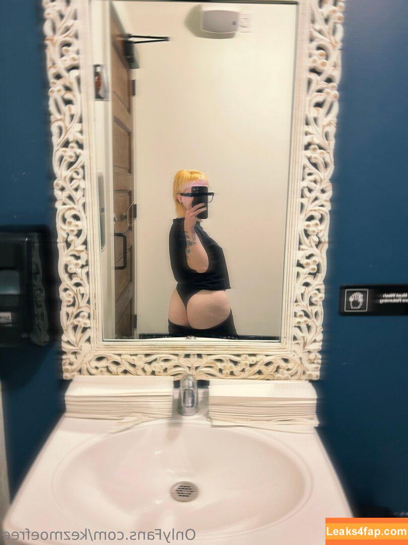 kezmoefree /  leaked photo photo #0004