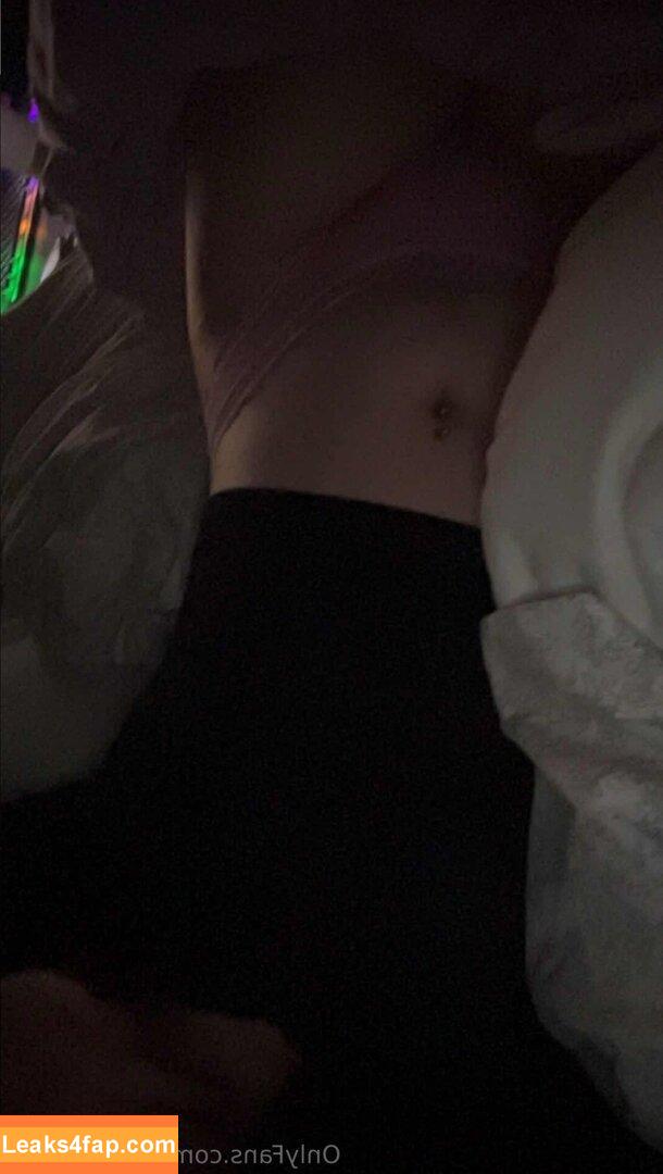 khaleesikitty / egirlkhalee leaked photo photo #0005