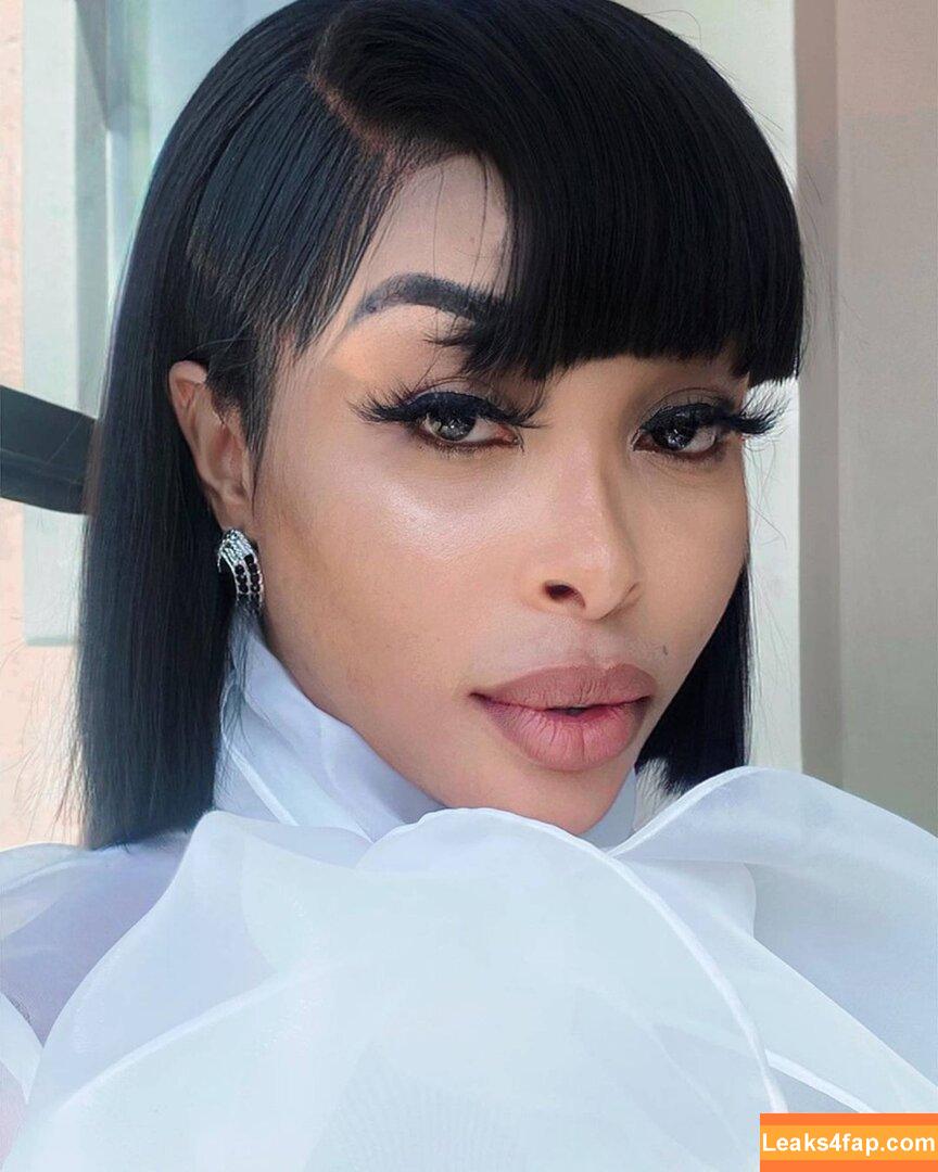Khanyi Mbau /  leaked photo photo #0002