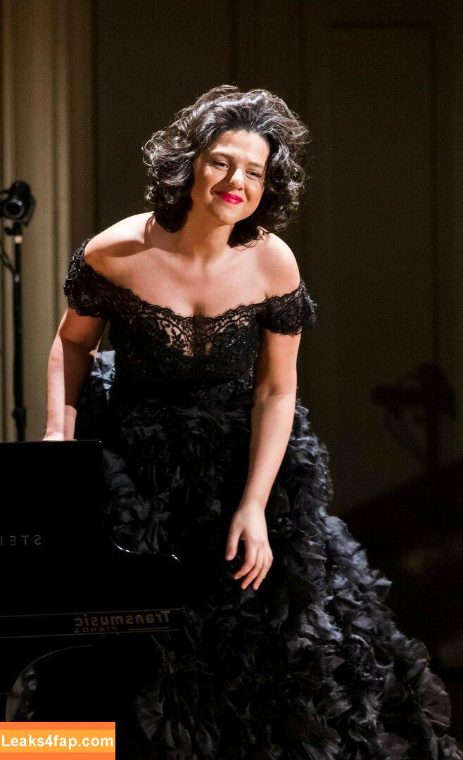 Khatia Buniatishvili / khatiabuniatishvili leaked photo photo #0033