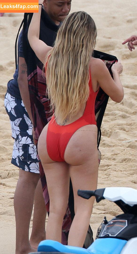 Khloé Kardashian / khloekardashian слитое фото фото #0089