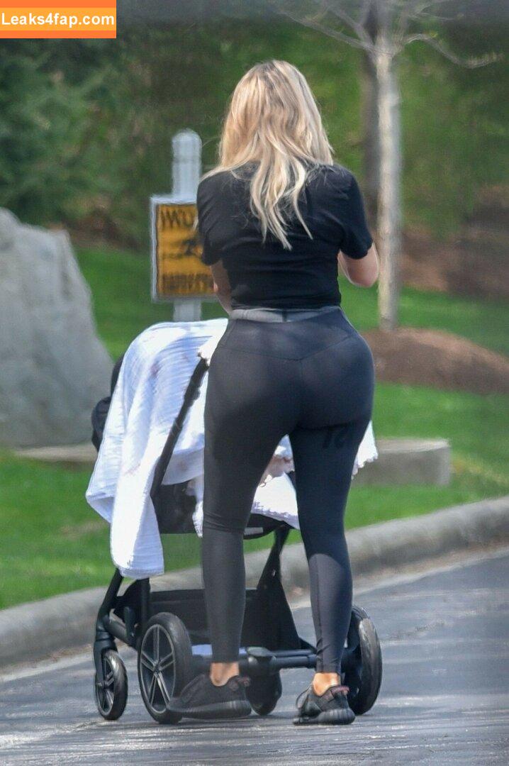 Khloe Kardashian / khloekardashian leaked photo photo #0314
