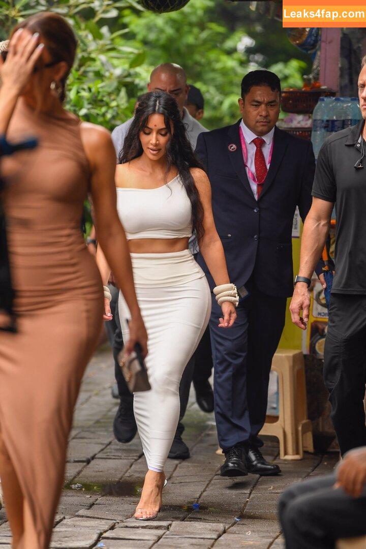 Khloe Kardashian / khloekardashian leaked photo photo #0498