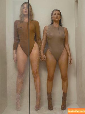 Khloe Kardashian photo #0012