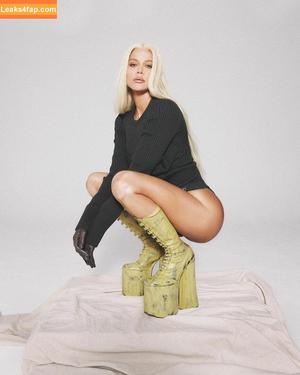 Khloe Kardashian photo #0158