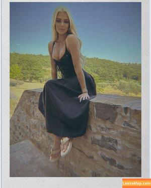 Khloe Kardashian photo #0184