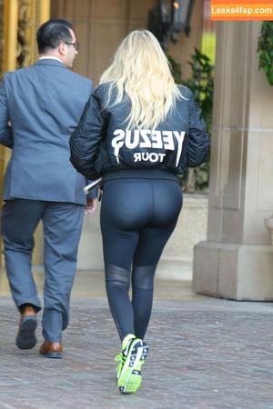 Khloe Kardashian photo #0309