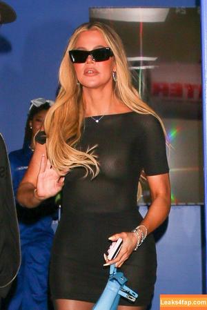 Khloe Kardashian фото #0356