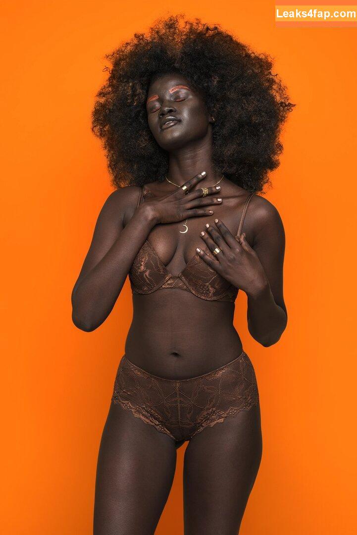 Khoudia Diop / melaniin.goddess слитое фото фото #0006
