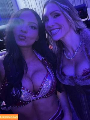 Kiana James фото #0031