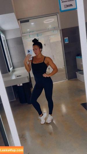 Kiana James фото #0037