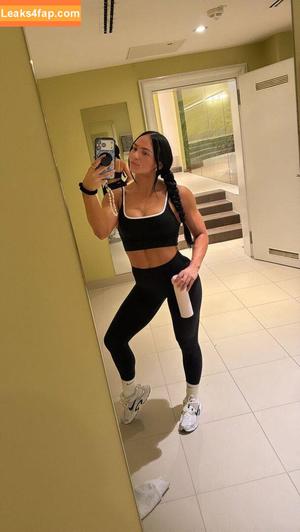 Kiana James фото #0040