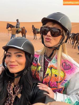 Kiana James photo #0075