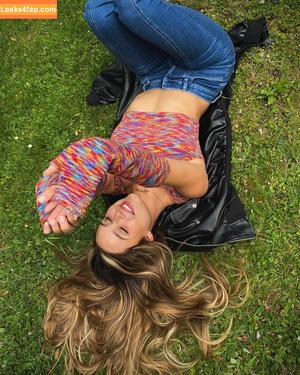 Kiana Stadler photo #0057