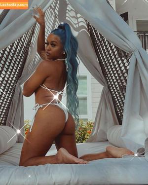 Kiera Hogan photo #0034