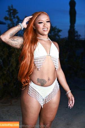Kiera Hogan photo #0114