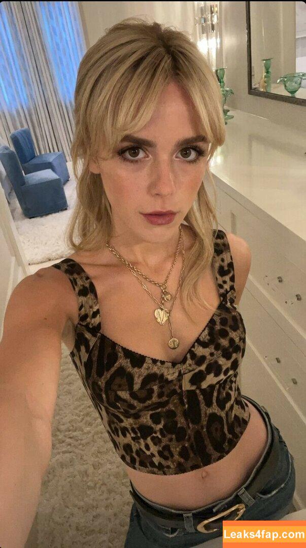 Kiernan Shipka / AdventuresSabrina / kiernanshipka leaked photo photo #0149