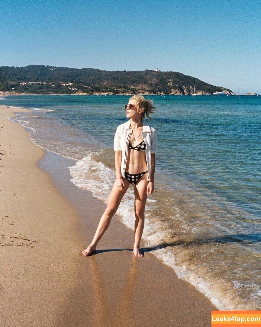 Kiernan Shipka / AdventuresSabrina / kiernanshipka leaked photo photo #0182