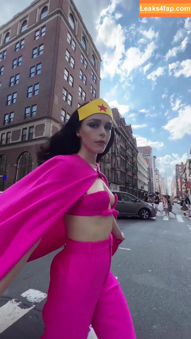 Kiernan Shipka / AdventuresSabrina / kiernanshipka leaked photo photo #0264