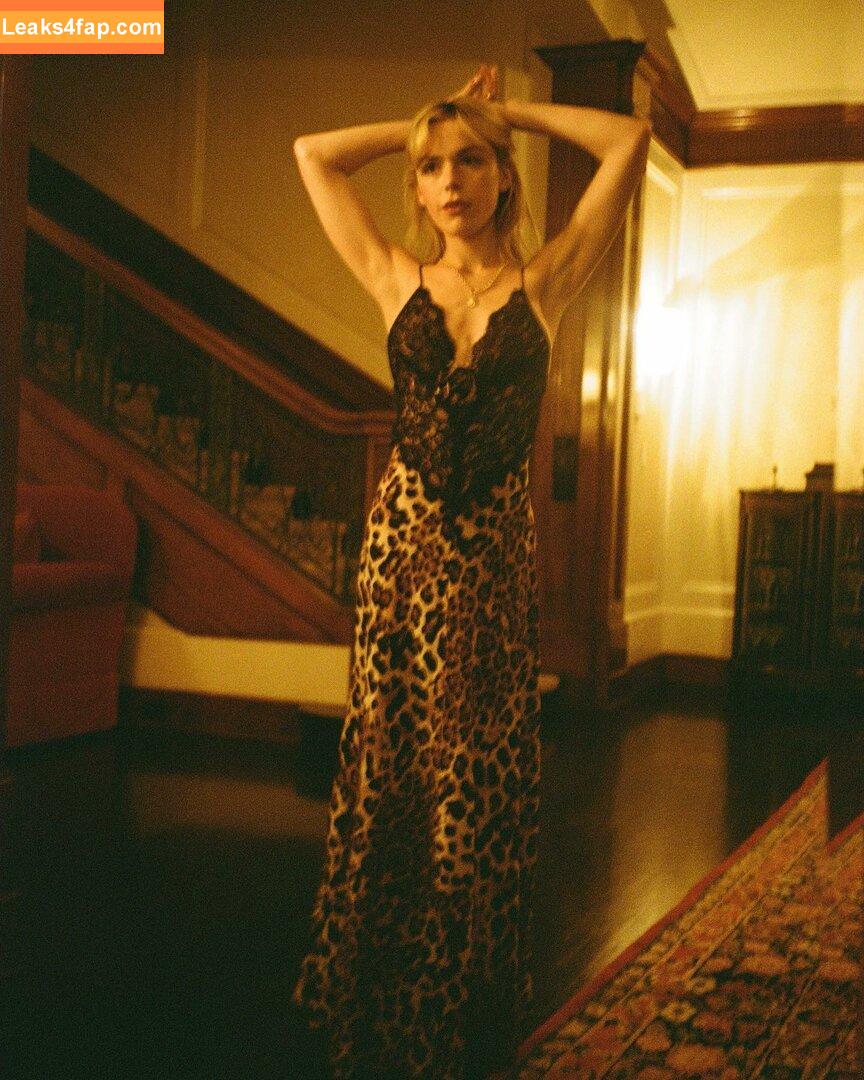 Kiernan Shipka / AdventuresSabrina / kiernanshipka leaked photo photo #0396