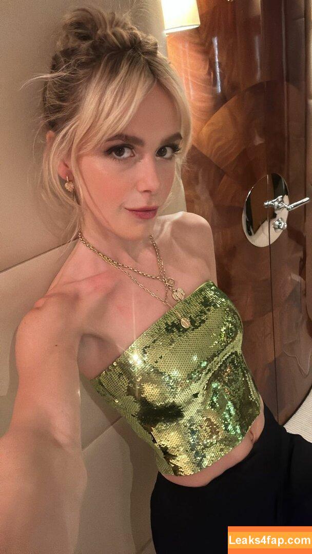 Kiernan Shipka / AdventuresSabrina / kiernanshipka leaked photo photo #0398
