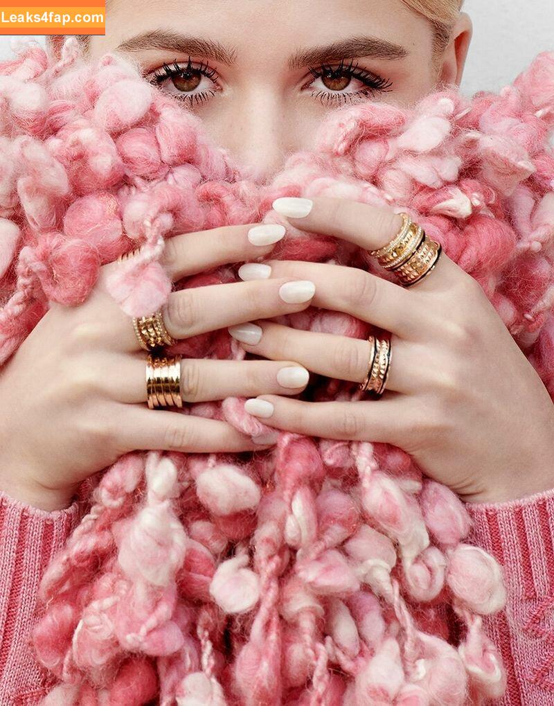 Kiernan Shipka / AdventuresSabrina / kiernanshipka leaked photo photo #0423