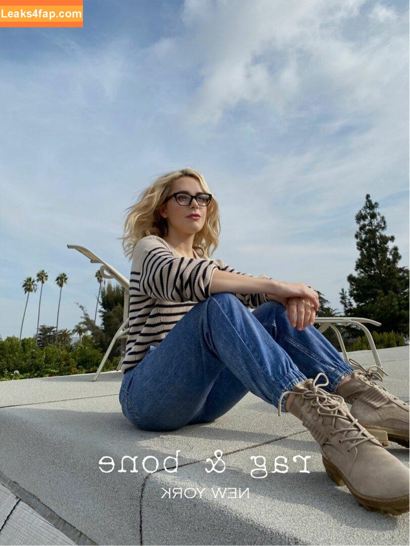 Kiernan Shipka / AdventuresSabrina / kiernanshipka leaked photo photo #0461