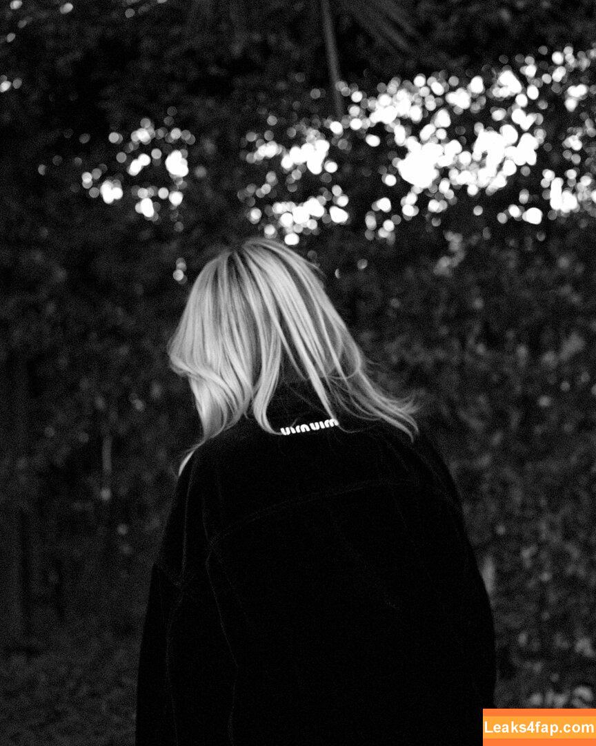 Kiernan Shipka / AdventuresSabrina / kiernanshipka leaked photo photo #0472