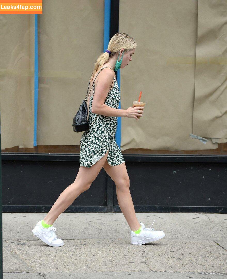 Kiernan Shipka / AdventuresSabrina / kiernanshipka leaked photo photo #0483