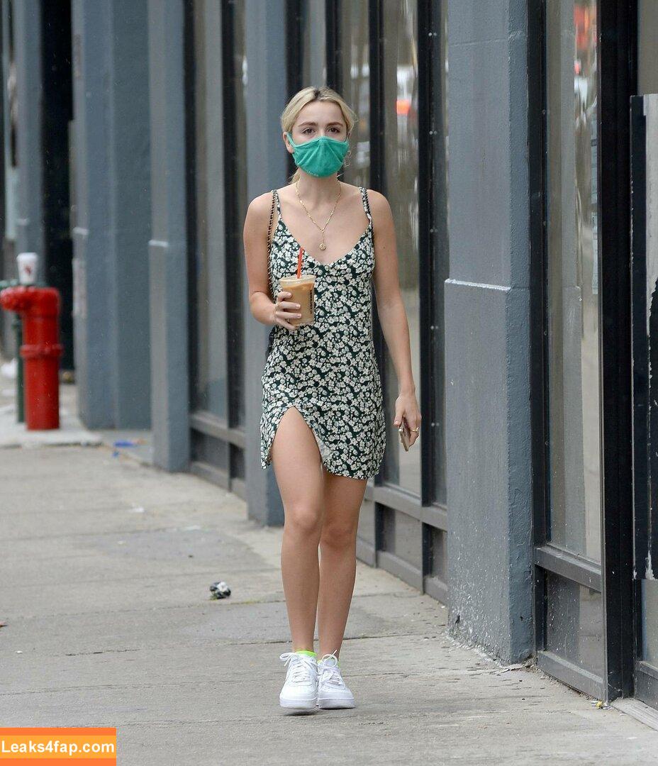 Kiernan Shipka / AdventuresSabrina / kiernanshipka leaked photo photo #0489