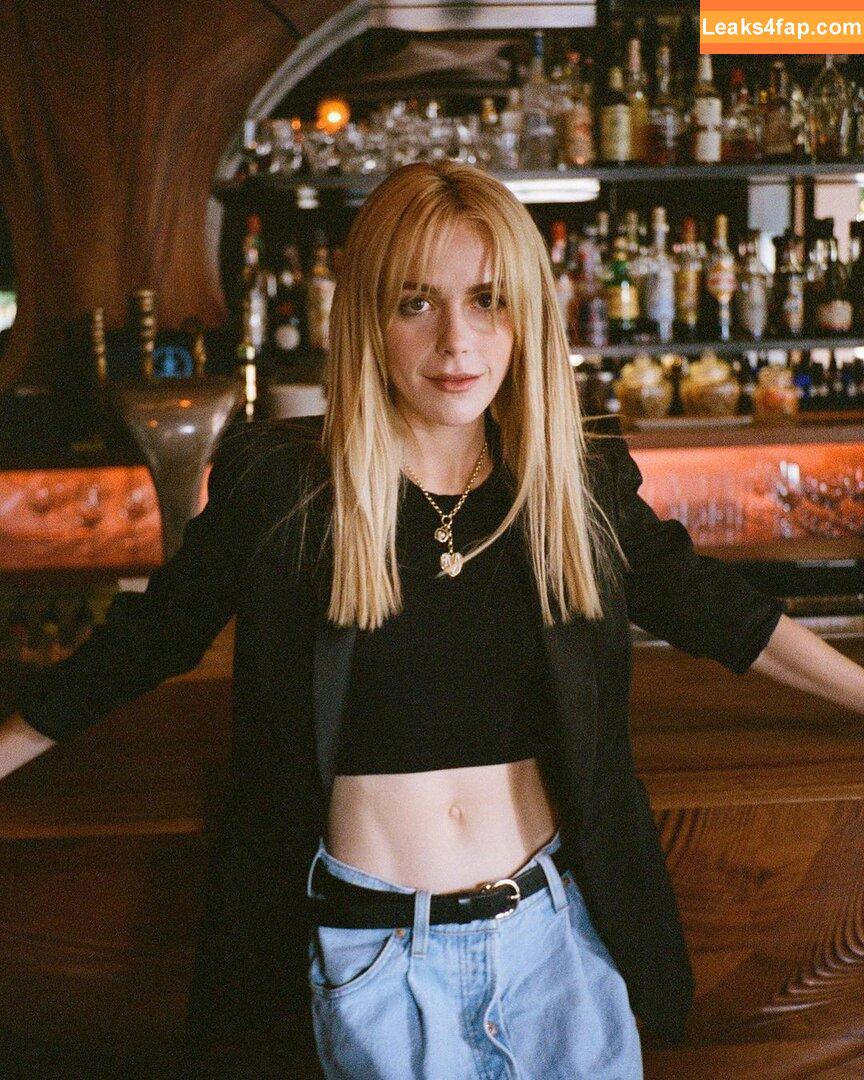 Kiernan Shipka / AdventuresSabrina / kiernanshipka leaked photo photo #0599