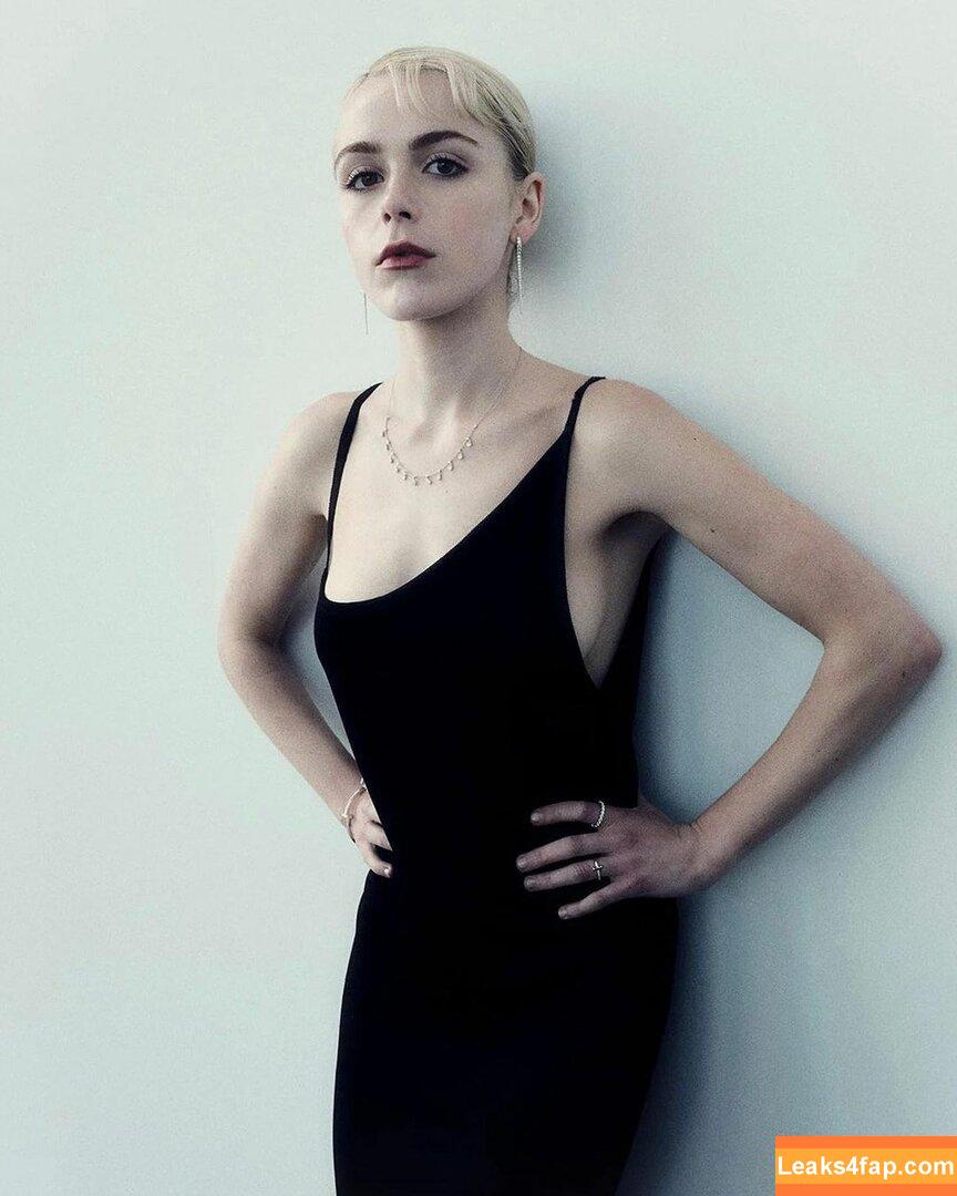 Kiernan Shipka / AdventuresSabrina / kiernanshipka leaked photo photo #0612