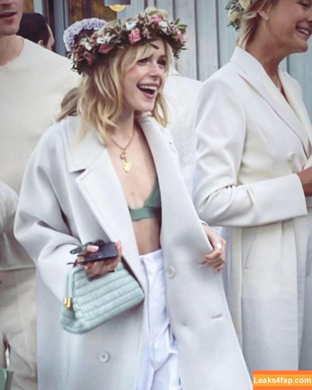 Kiernan Shipka / AdventuresSabrina / kiernanshipka leaked photo photo #0670