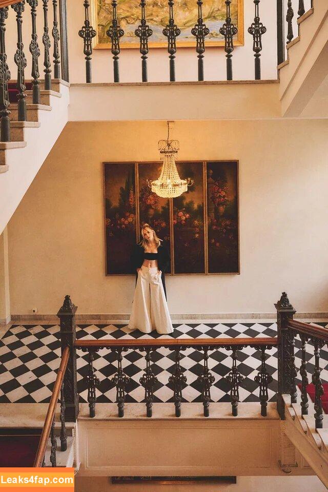 Kiernan Shipka / AdventuresSabrina / kiernanshipka leaked photo photo #0693