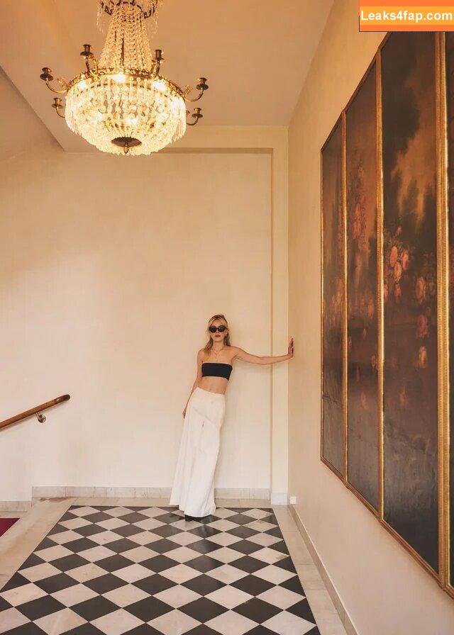 Kiernan Shipka / AdventuresSabrina / kiernanshipka leaked photo photo #0695