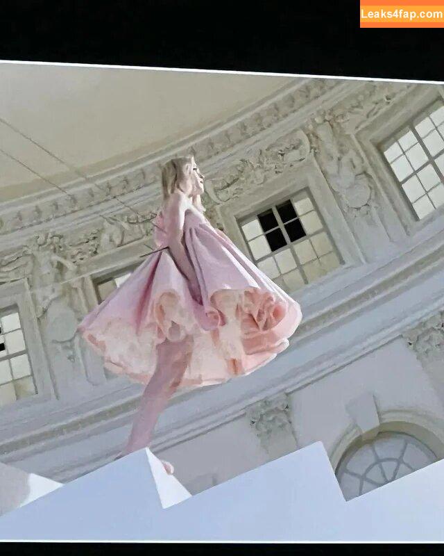 Kiernan Shipka / AdventuresSabrina / kiernanshipka leaked photo photo #0762